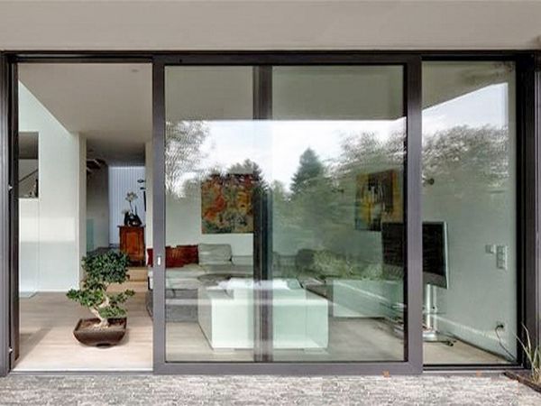 Cửa chính được xếp vào hạng mục nội thất 