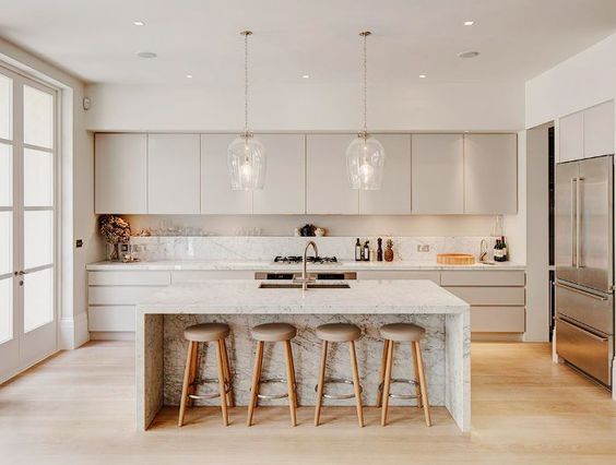 Đặt bếp hướng Tây, Tây Bắc phù hợp với gia chủ mệnh Kim