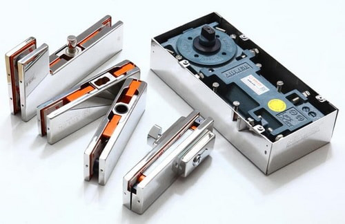 Hãy uớc tính chính xác số đo chôn bản lề