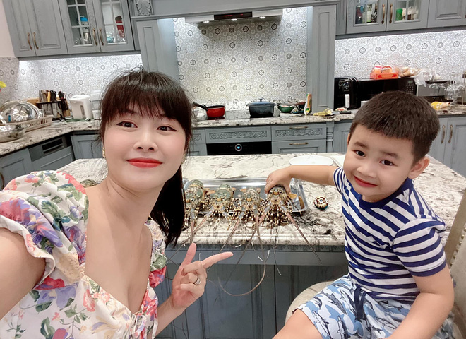 Căn bếp đẹp của Đăng Khôi - Thủy Anh