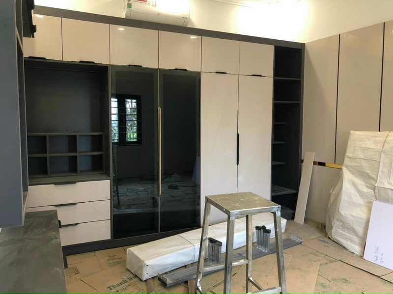 Tủ quần áo nhôm kính đa năng Phùng Thịnh