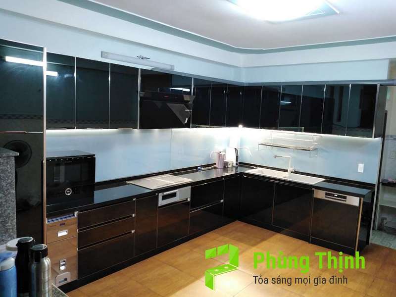 Màu sơn bếp cho gia chủ mệnh Mộc