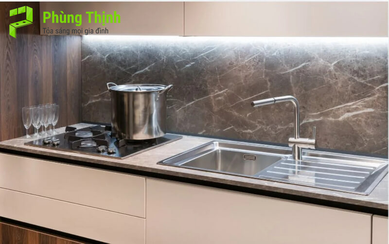 Khoảng cách giữa bếp và chậu rửa bao nhiêu là hợp lý?