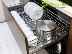 Vì sao vị trí đặt giá xoong nồi tủ dưới lại quan trọng?