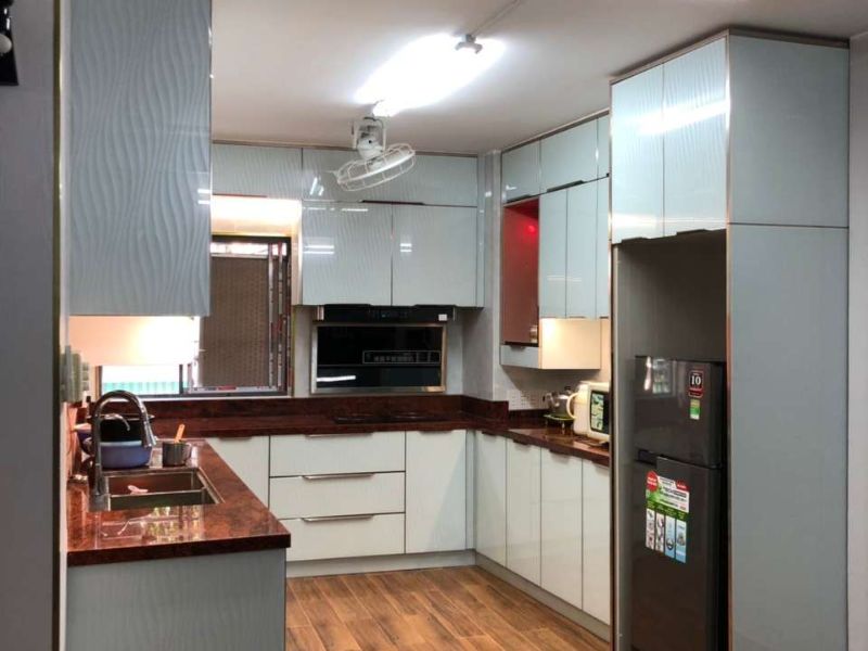 Bố trí bếp chữ U tối đa hóa lưu trữ