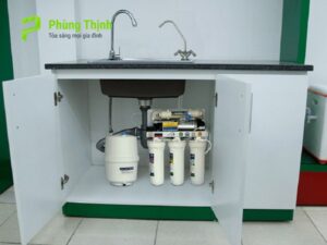 Vì sao cần xác định nhanh vị trí van khóa nước tủ bếp?