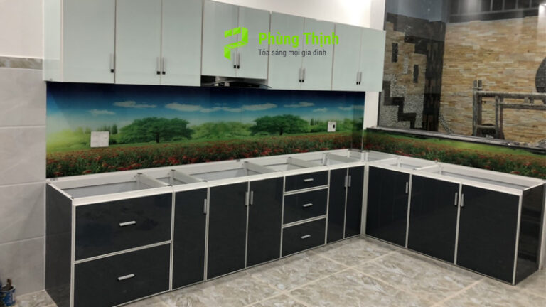 Ưu Điểm Của Tủ Bếp Nhôm Kính Bình Hưng Hòa